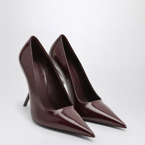 FERRAGAMO Chic Patent Leather Pointed Toe Pumps