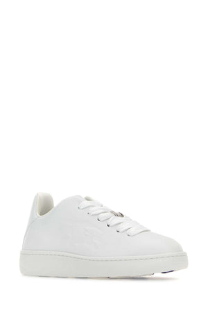 BURBERRY Elegant Urban Leather Sneakers for Women