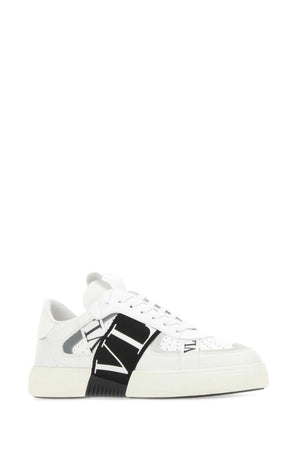 VALENTINO GARAVANI Stylish Leather VL7N Sneaker for Men