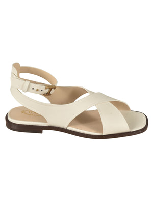 Tod's Elegant Flat Shoes for Women