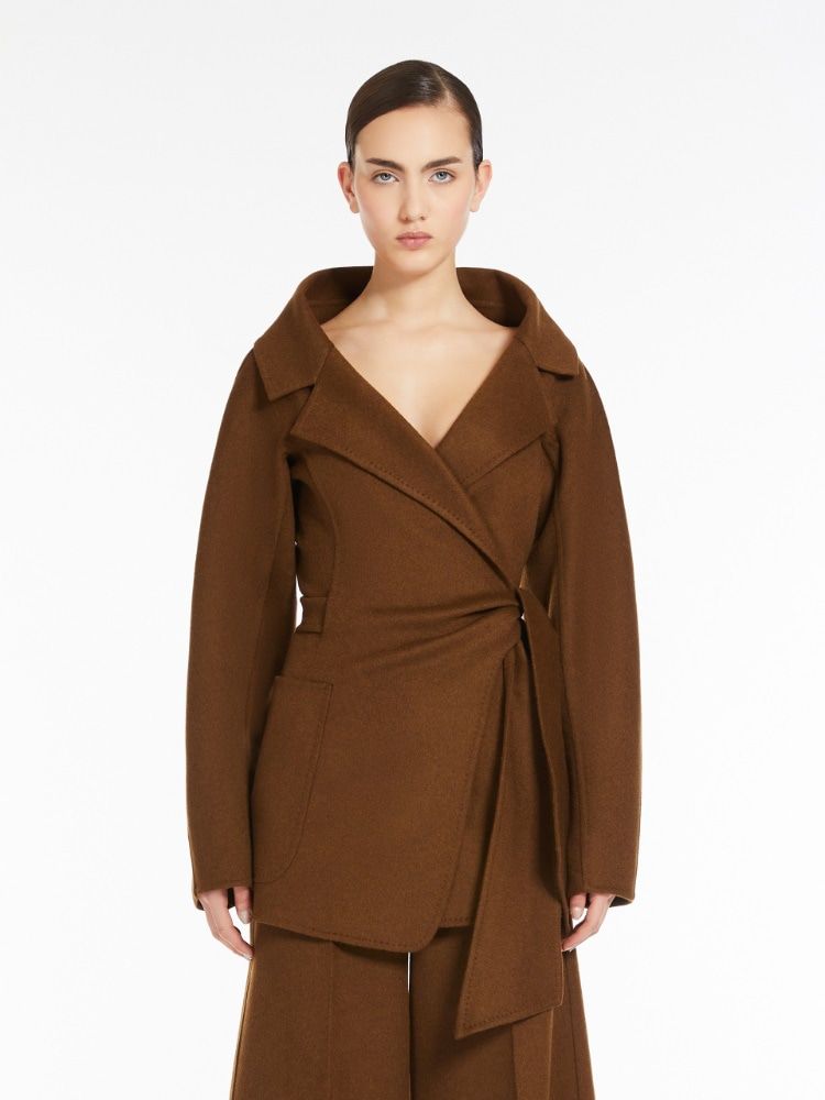 MAX MARA Elegant Outerwear for Women - Signature Camelwool