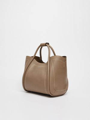 MAX MARA Chic Handbag for Women - Casual Elegance