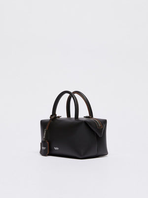 MAX MARA Elegant Black Leather Holdalls Handbag