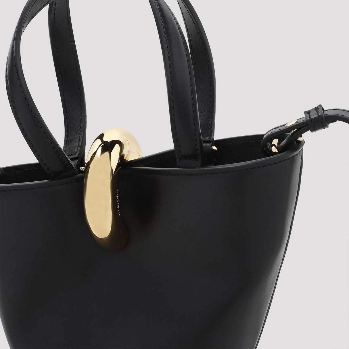 JACQUEMUS Mini Leather Handbag - Chic Versatility