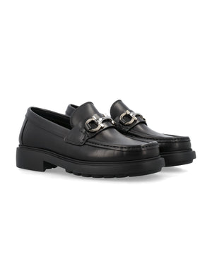 Ferragamo Elegant Douglas Loafers with Iconic Embellishment