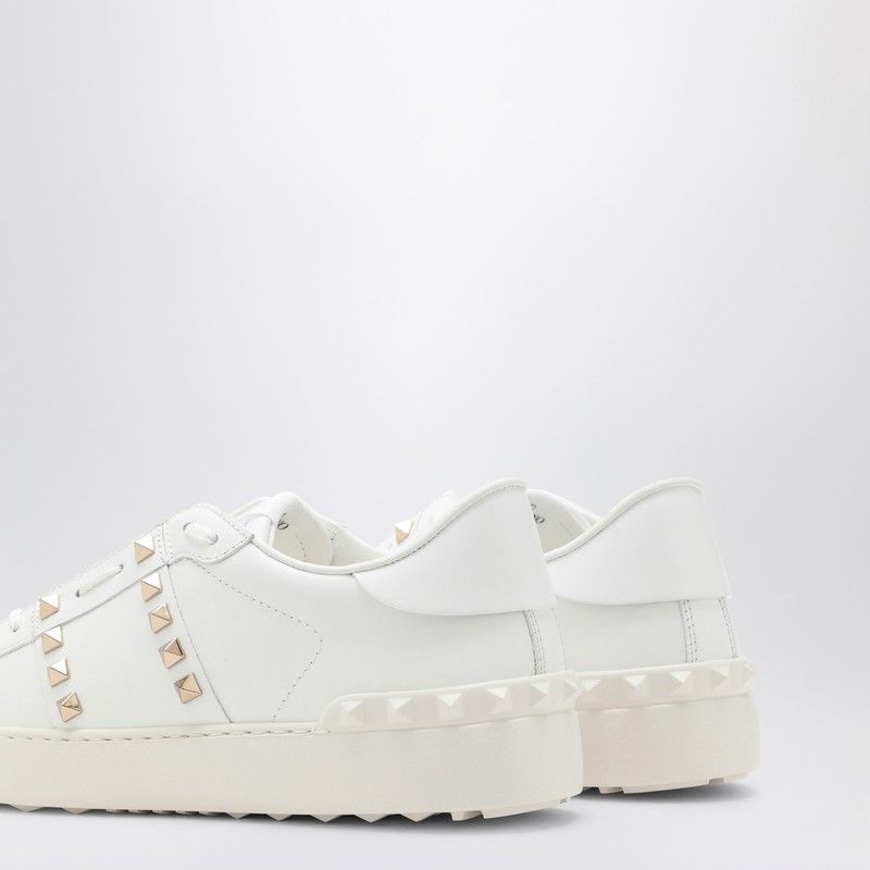 VALENTINO GARAVANI Chic Rockstud White Sneakers