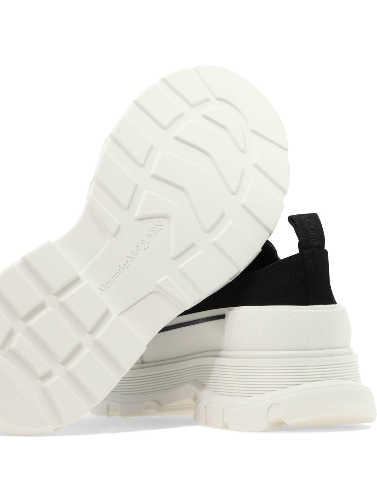 ALEXANDER MCQUEEN Men's White and Black Sneakers for a Sleek and Stylish Look