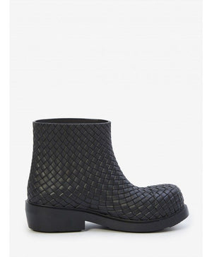 BOTTEGA VENETA Men's Black Fireman Ankle Boots for FW23