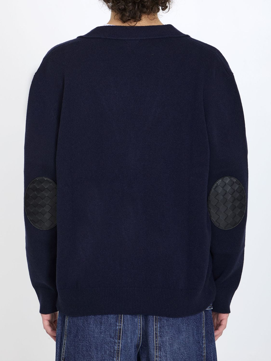 BOTTEGA VENETA Men's Blue Cashmere Cardigan with Leather Patches and Intreccio Motif