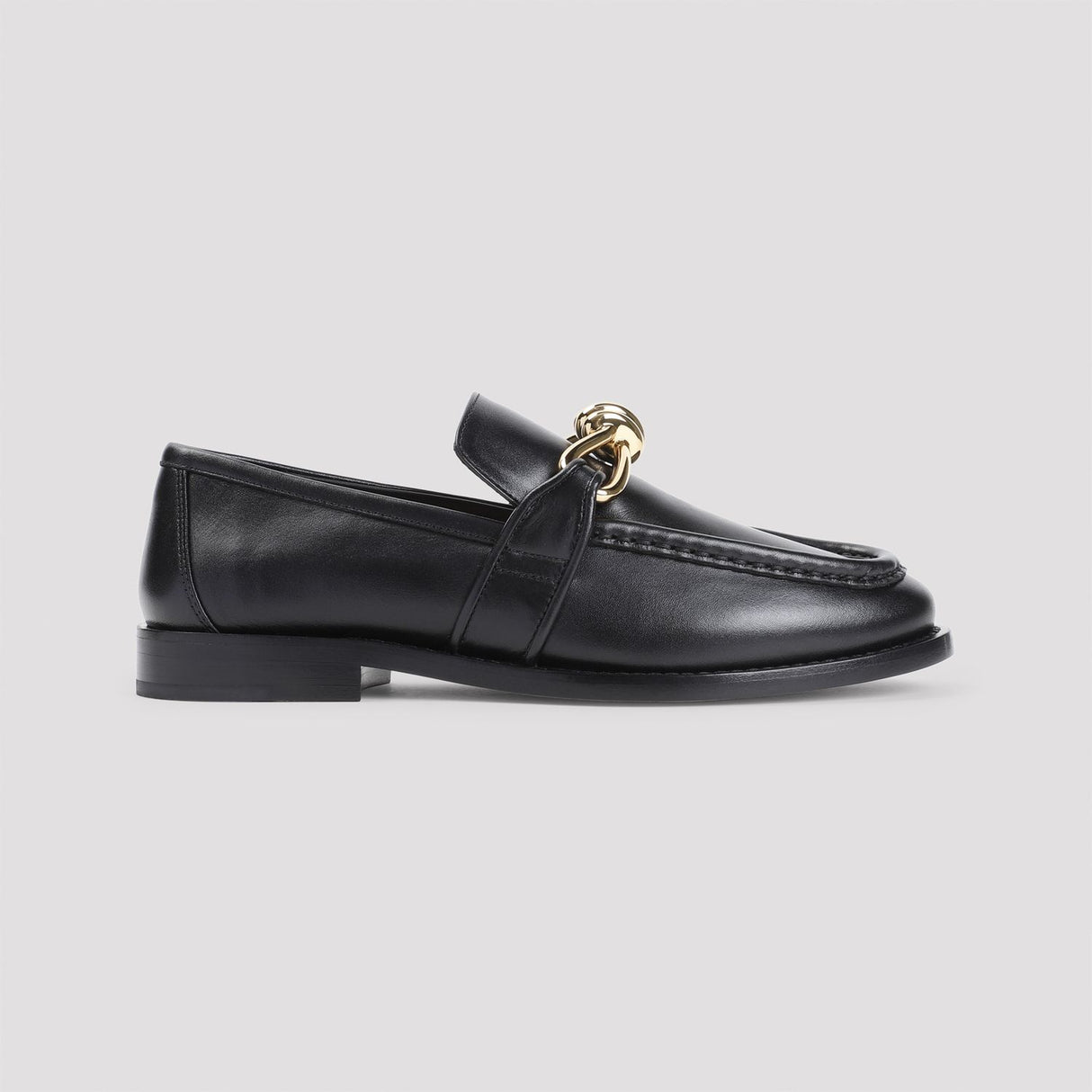 BOTTEGA VENETA Elegant Leather Loafers with Front Knot Detail