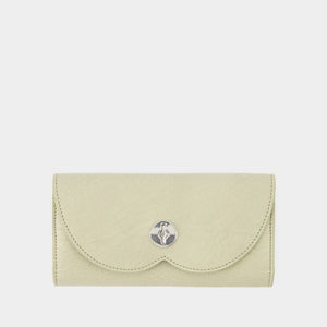 BURBERRY Elegant Tan Calf Grain Leather Long Wallet for Women