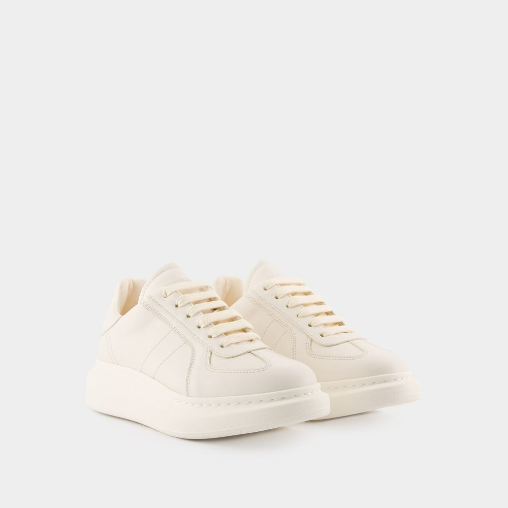 ALEXANDER MCQUEEN Oversized Women’s Sneakers - FW24 Collection