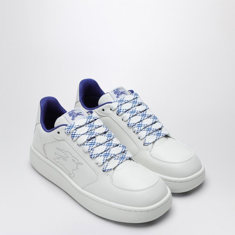 BURBERRY Elegant White Leather Stock Sneakers for Women