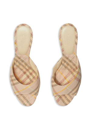 BURBERRY Mews Flat 65 Women’s Sneaker