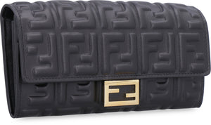 FENDI Leather Wallet on Chain - NEROORO