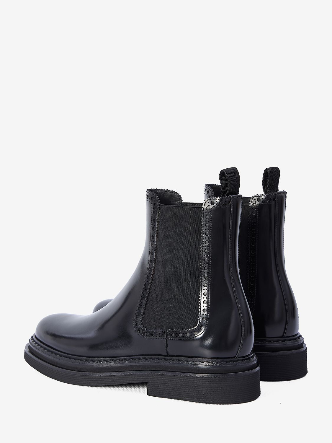 DOLCE & GABBANA Elegant Classic Chelsea Boots in Black