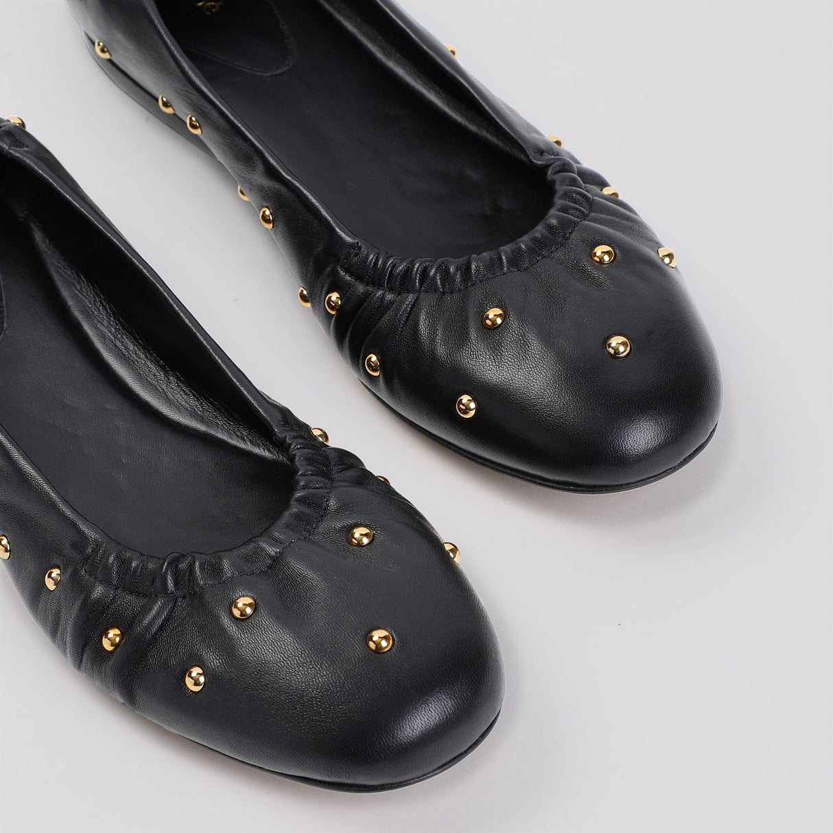 CHLOÉ Elegant Black Leather Ballerina Flats