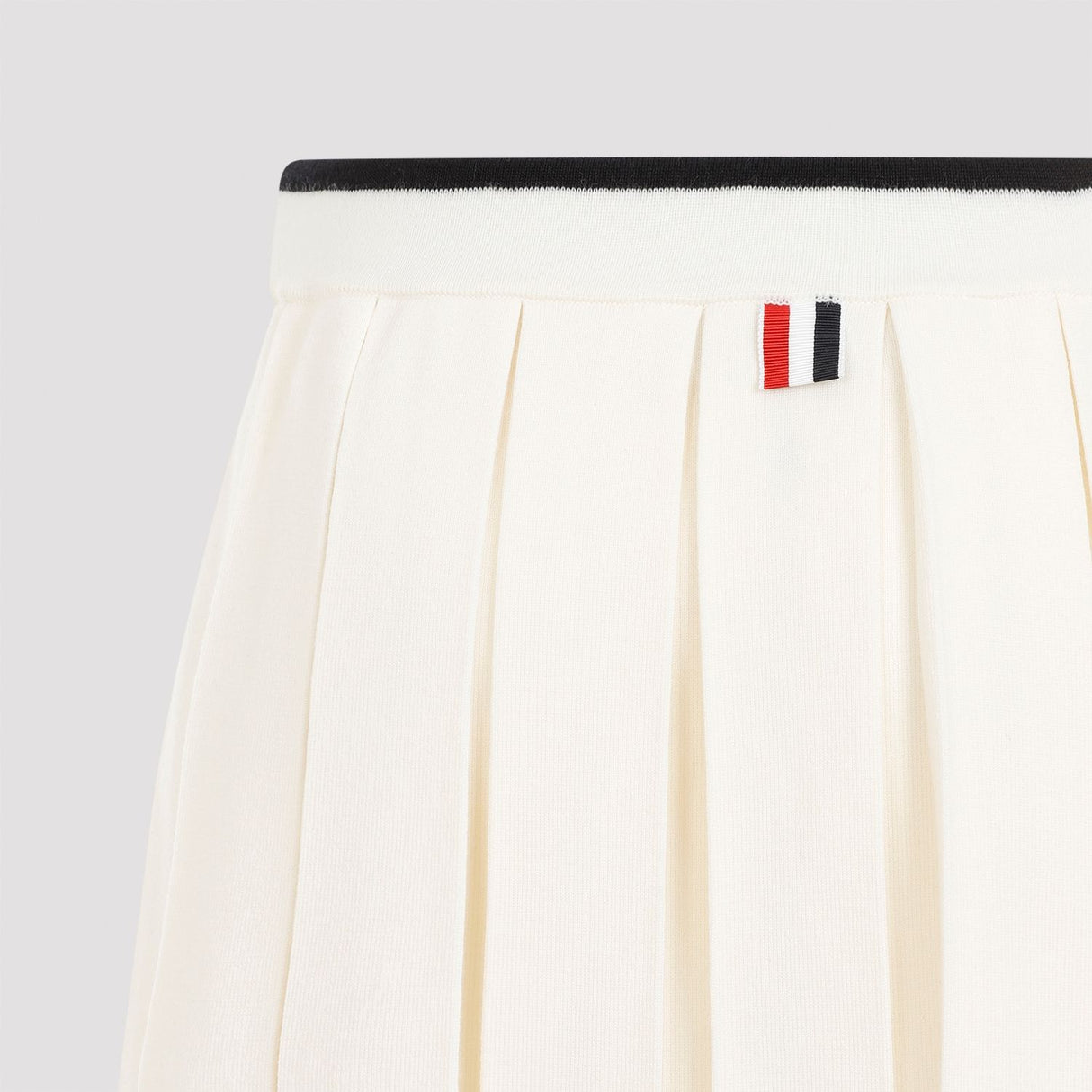 THOM BROWNE Elegant Full Needle Mini Pleated Skirt