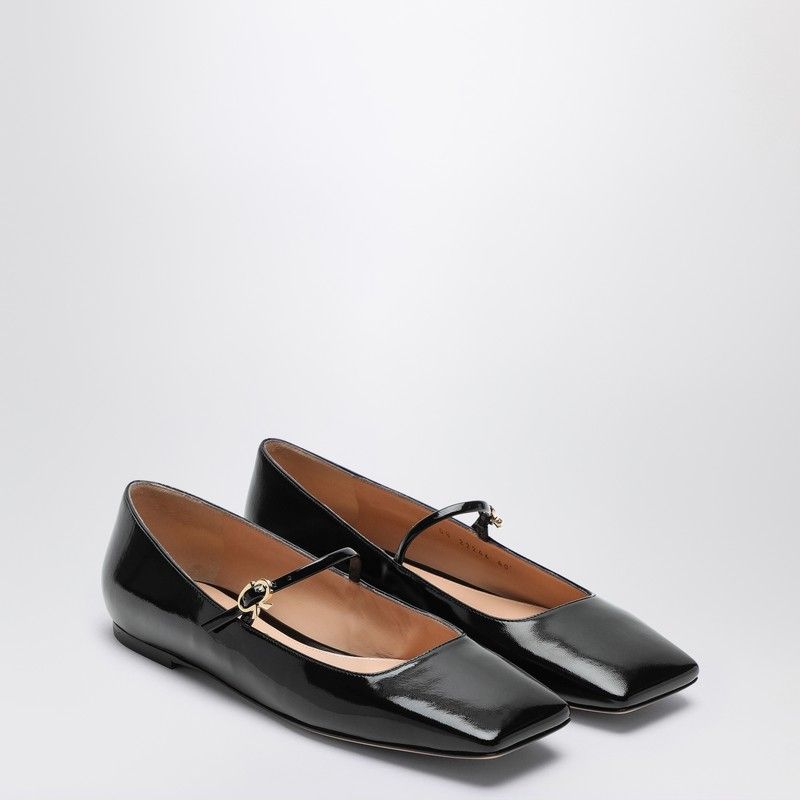 GIANVITO ROSSI Elegant Black Patent Leather Mary Jane Ballerinas