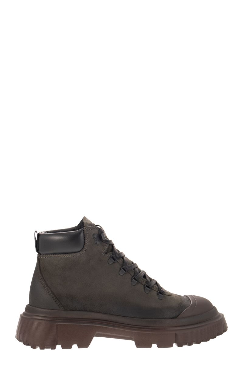 HOGAN Contemporary Urban Style: Greased Nubuck Leather Ankle Boot for Men