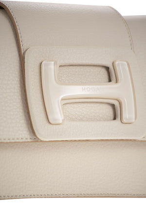 FEMININE HANDBAGS FOR THE MODERN WOMAN - GRAB THE HOGAN HANDBAGS SS24 COLLECTION NOW!