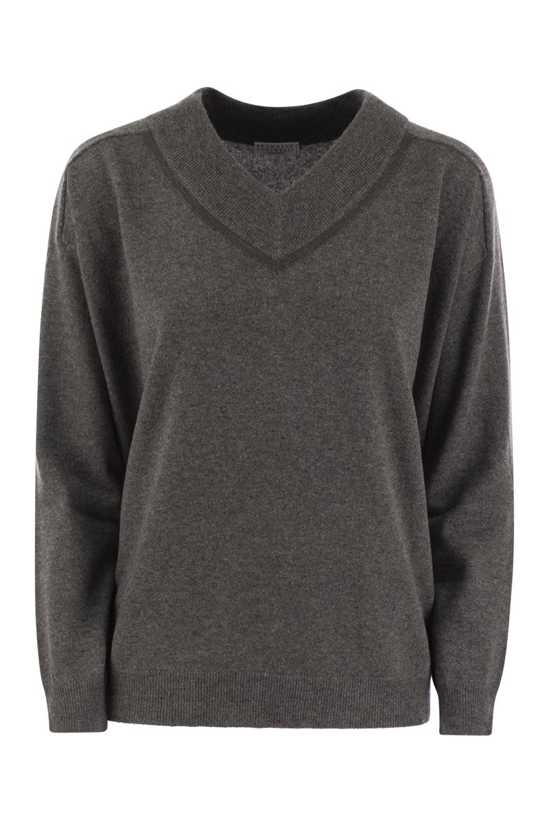 BRUNELLO CUCINELLI Luxurious Cashmere Sweater with Embellished V-Neck