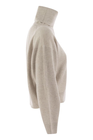 BRUNELLO CUCINELLI Luxurious Turtleneck Sweater with Silk and Cashmere