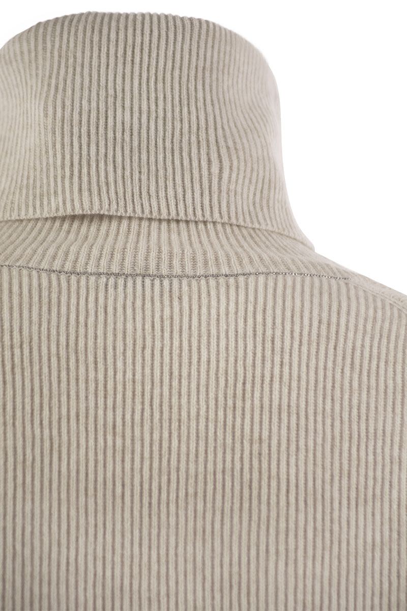 BRUNELLO CUCINELLI Luxurious Turtleneck Sweater with Silk and Cashmere