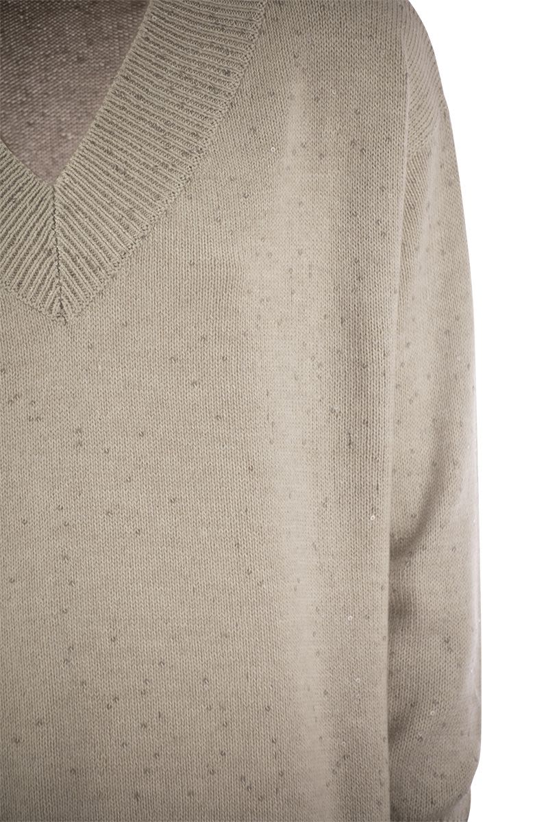 BRUNELLO CUCINELLI Luxurious Silk-Cashmere Sweater with Sequin Accents