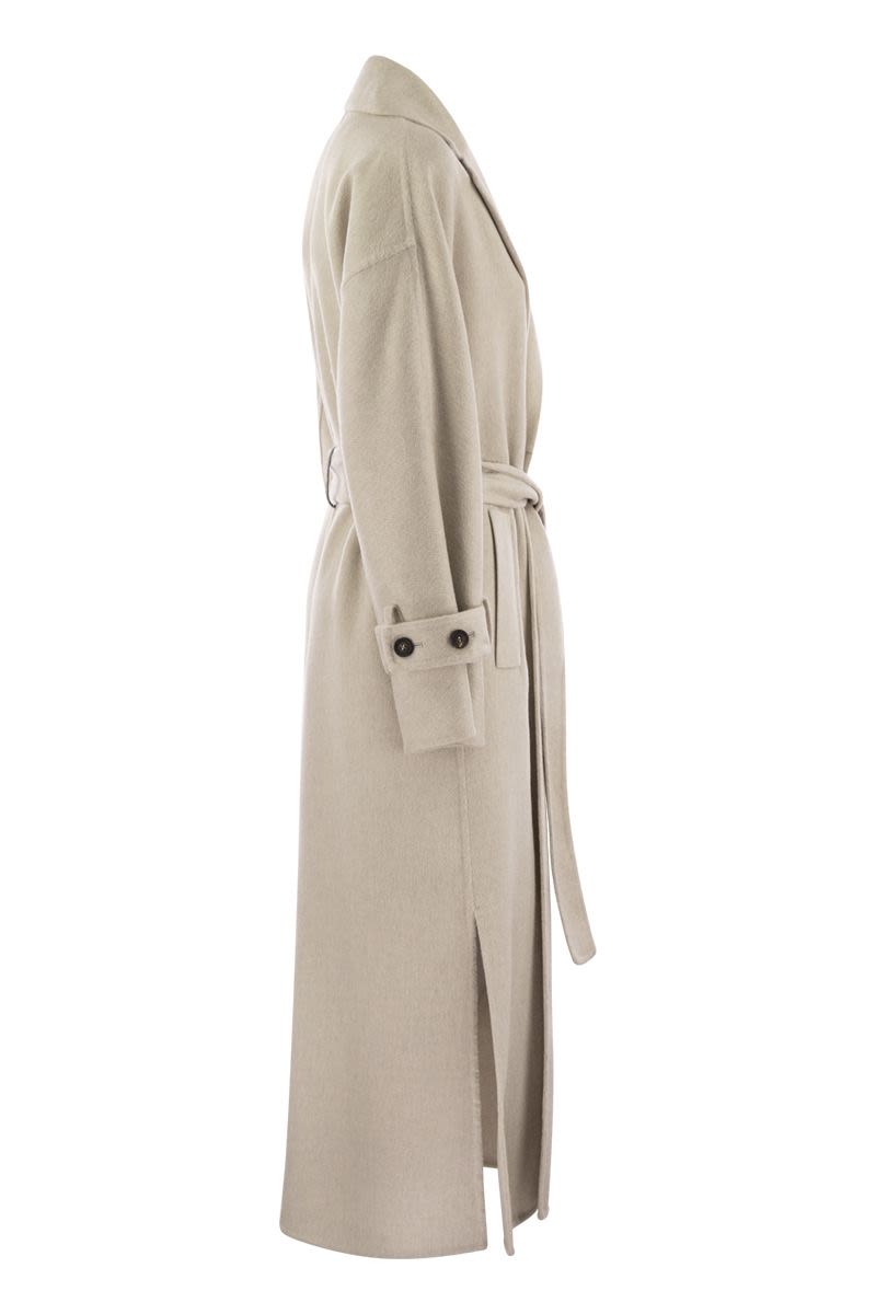 BRUNELLO CUCINELLI Elegant Cashmere Jacket with Shimmer Embellishments