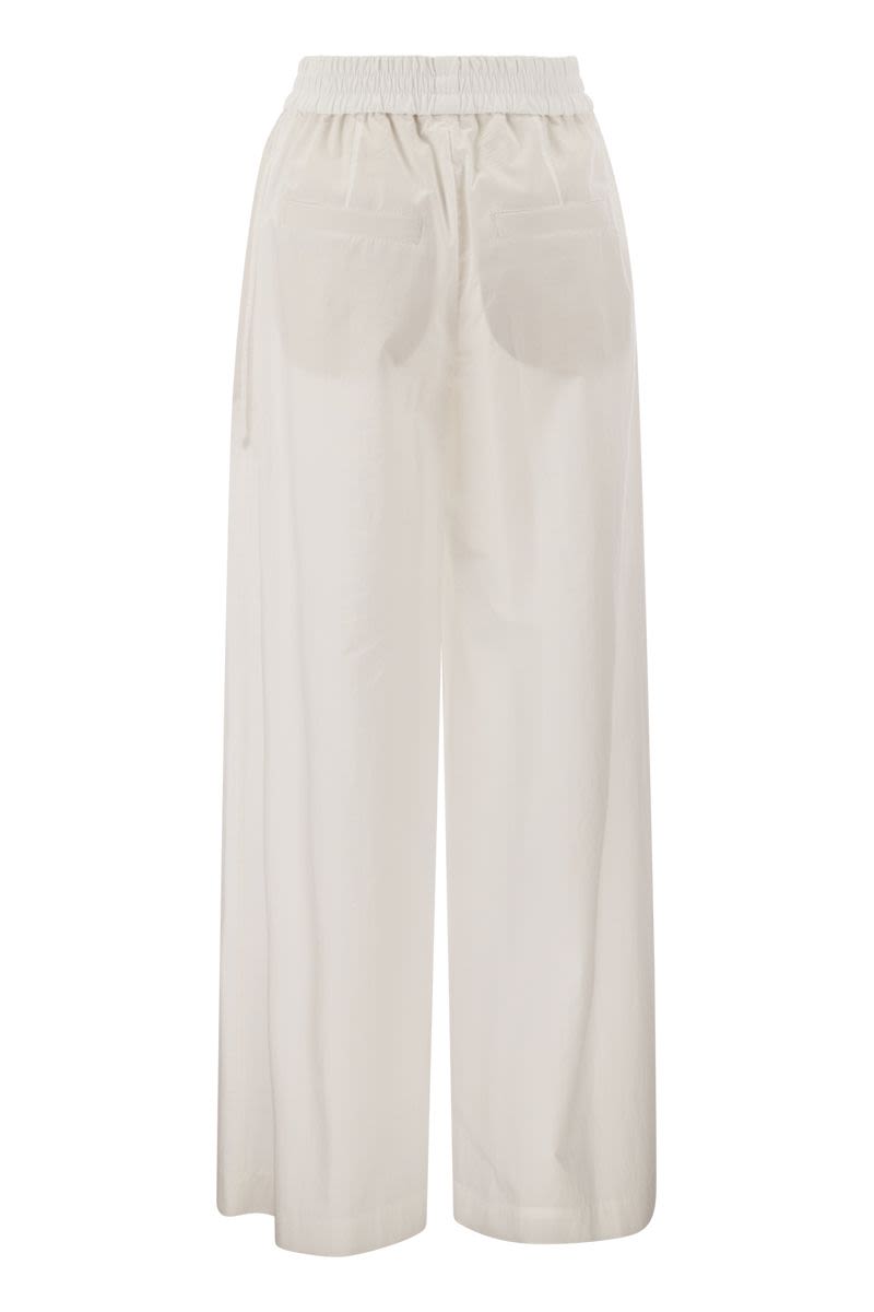 BRUNELLO CUCINELLI Relaxed Light Cotton Trousers with Feminine Details and Soft Texture