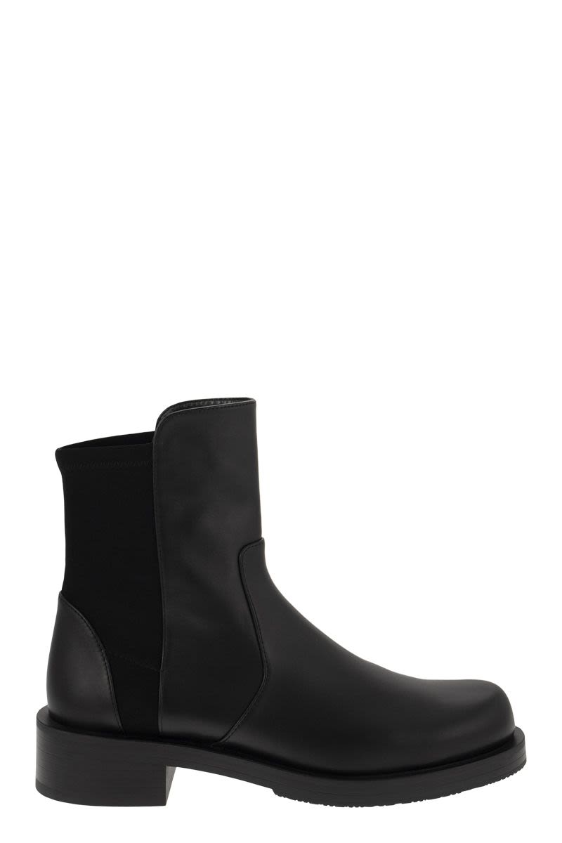 STUART WEITZMAN Stylish and Sophisticated Black Winter Boots for Women - FW23 Collection