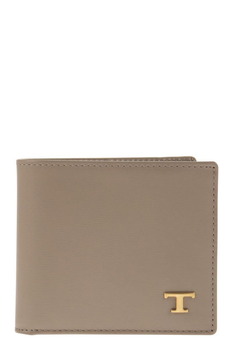 TOD'S Mini Leather Wallet with Timeless Logo