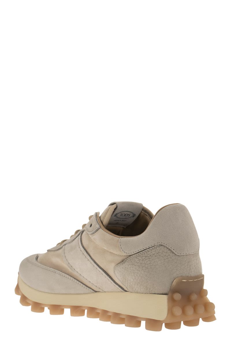 TOD'S Men's Beige Leather Low-Top Sneaker with Contrasting Suede Inserts