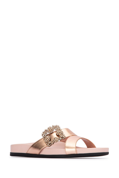 MANOLO BLAHNIK Chic Slippers for Timeless Elegance